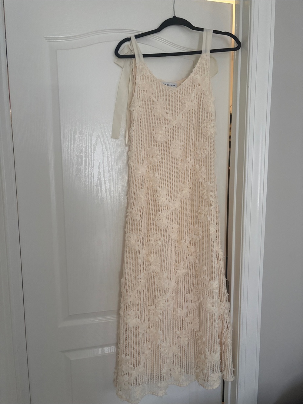 En Saison Cream Lace Maxi Dress
